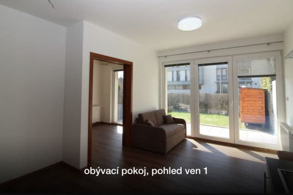 1 bedroom with open-plan kitchen flat to rent, 43 m², K Dálnici, Praha 1 bedroom with open-plan kitchen flat to rent, 43 m², K Dálnici, Praha