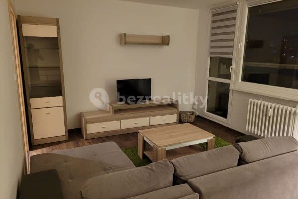 4 bedroom flat to rent, 86 m², Stříbrského, Prague, Prague