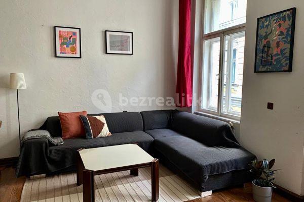 2 bedroom flat to rent, 43 m², Dobrovičova, Bratislava - mestská časť Staré Mesto, Bratislavský Region