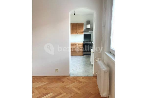 2 bedroom flat to rent, 52 m², Na Vrcholu, Praha 2 bedroom flat to rent, 52 m², Na Vrcholu, Praha