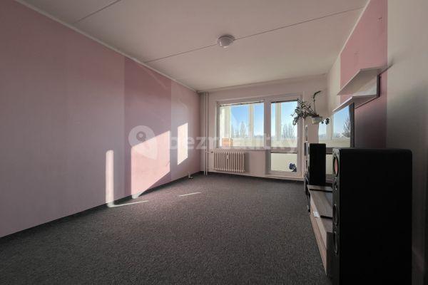 3 bedroom flat for sale, 83 m², Boženy Němcové, Cheb, Karlovarský Region