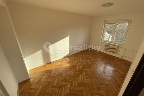 3 bedroom flat to rent, 54 m², Slavíkova, Ostrava