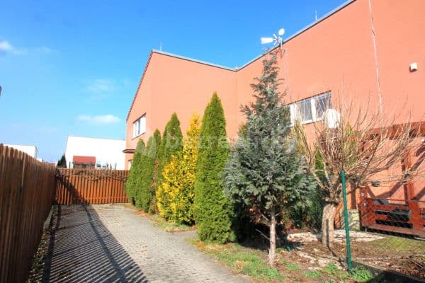 house for sale, 140 m², Zlatnická, Dehtáry