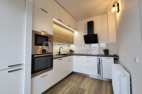 3 bedroom flat to rent, 72 m², Bieblova, Brno 3 bedroom flat to rent, 72 m², Bieblova, Brno
