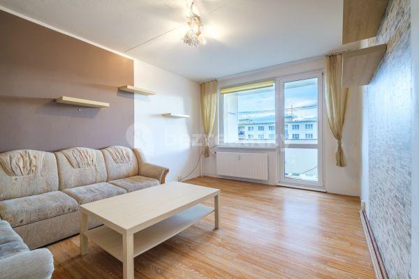 2 bedroom with open-plan kitchen flat for sale, 61 m², Skalková, Chomutov
