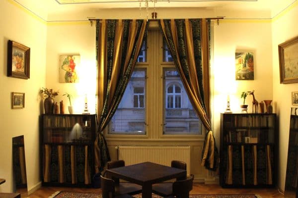 2 bedroom with open-plan kitchen flat to rent, 102 m², Dukelských hrdinů, Praha 2 bedroom with open-plan kitchen flat to rent, 102 m², Dukelských hrdinů, Praha