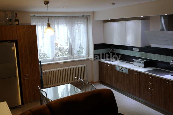 3 bedroom with open-plan kitchen flat to rent, 98 m², Na Hlídce, Prague, Prague