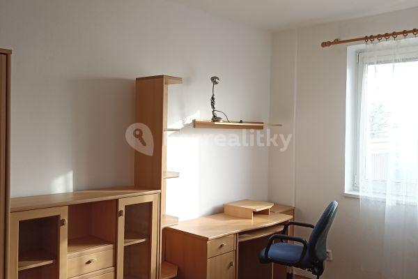 1 bedroom with open-plan kitchen flat to rent, 37 m², Na Hrádku, Pardubice