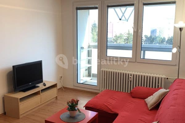 2 bedroom with open-plan kitchen flat to rent, 62 m², V Pláni, Praha 2 bedroom with open-plan kitchen flat to rent, 62 m², V Pláni, Praha