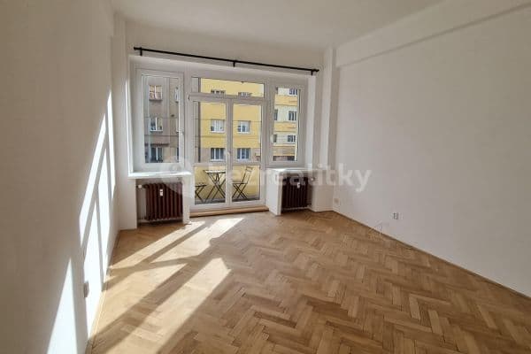 2 bedroom flat to rent, 61 m², V Olšinách, Praha