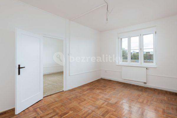 3 bedroom flat for sale, 82 m², Dolnoměcholupská, Hlavní město Praha
