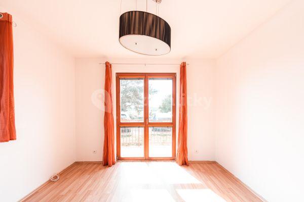 1 bedroom with open-plan kitchen flat for sale, 40 m², U sídliště, Starý Kolín