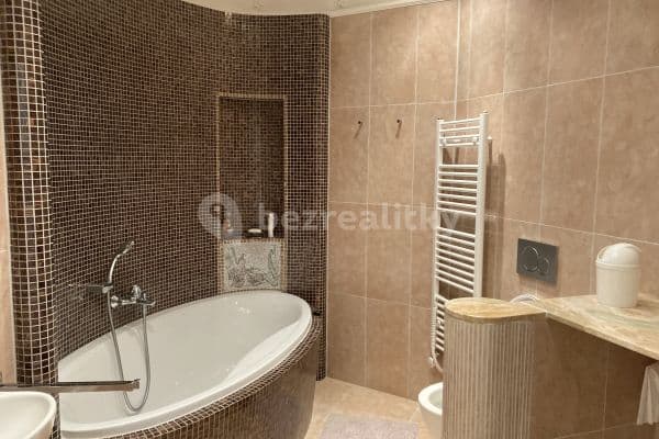 2 bedroom flat to rent, 56 m², Vřídelní, Karlovy Vary, Karlovarský Region 2 bedroom flat to rent, 56 m², Vřídelní, Karlovy Vary, Karlovarský Region