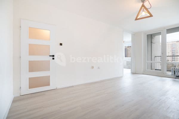 3 bedroom flat for sale, 69 m², Frýdlantská, Praha