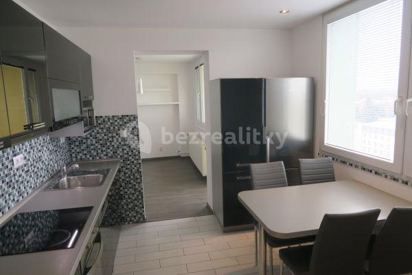 2 bedroom with open-plan kitchen flat to rent, 71 m², Hakenova, Poděbrady