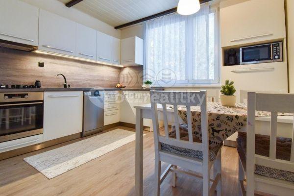 3 bedroom flat for sale, 76 m², Habrová, Frýdek-Místek