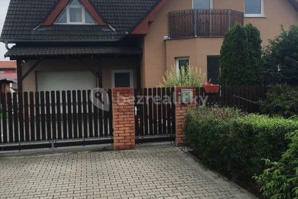 house to rent, 176 m², Veleňská, Hovorčovice house to rent, 176 m², Veleňská, Hovorčovice