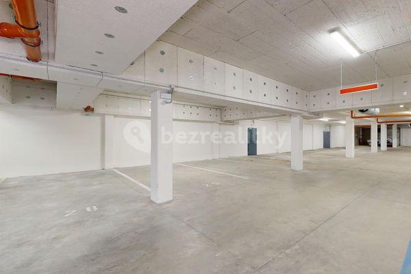 garage to rent, 12 m², Nepilova, Beroun