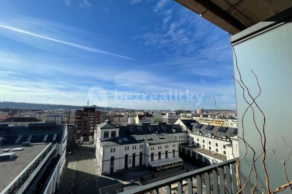 3 bedroom with open-plan kitchen flat to rent, 90 m², U Uranie, Hlavní město Praha 3 bedroom with open-plan kitchen flat to rent, 90 m², U Uranie, Hlavní město Praha