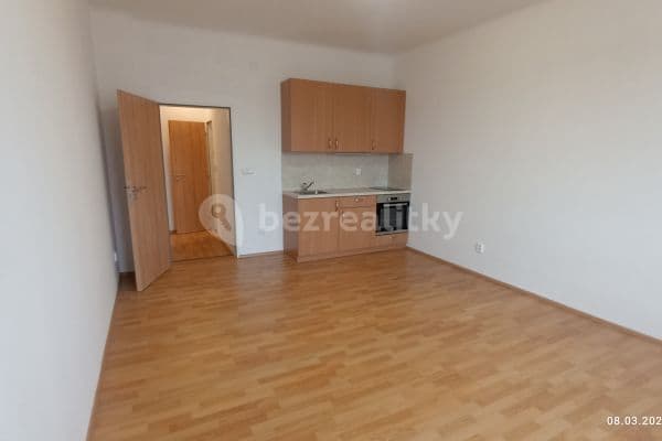 Studio flat to rent, 31 m², Pastrnkova, Brno Studio flat to rent, 31 m², Pastrnkova, Brno