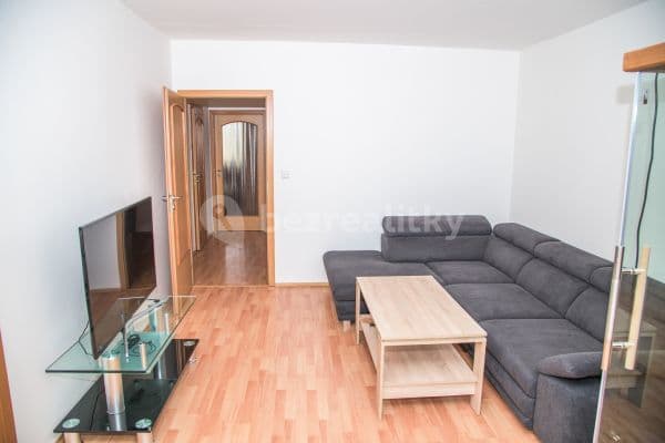 3 bedroom flat to rent, 70 m², Brdičkova, Prague, Prague