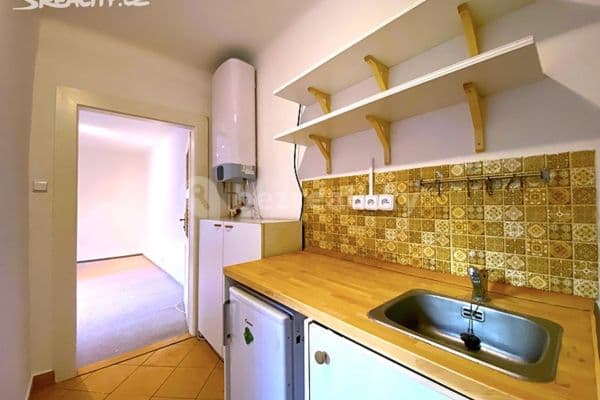 Studio flat to rent, 28 m², Na Dolinách, Hlavní město Praha Studio flat to rent, 28 m², Na Dolinách, Hlavní město Praha