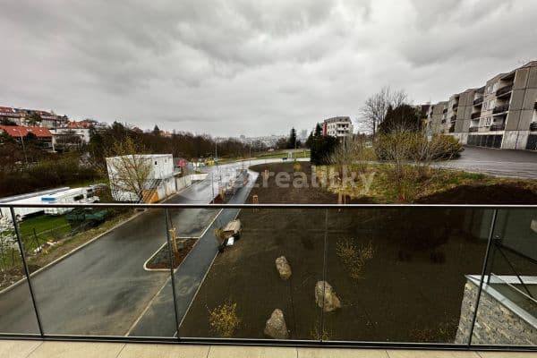 1 bedroom with open-plan kitchen flat to rent, 83 m², Lučištníků, Praha 1 bedroom with open-plan kitchen flat to rent, 83 m², Lučištníků, Praha