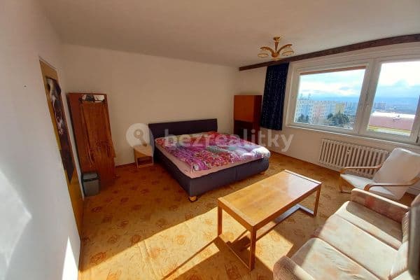3 bedroom flat to rent, 74 m², Horníkova, Brno