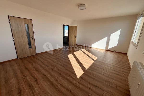 3 bedroom flat for sale, 71 m², Zárybská, Hlavní město Praha
