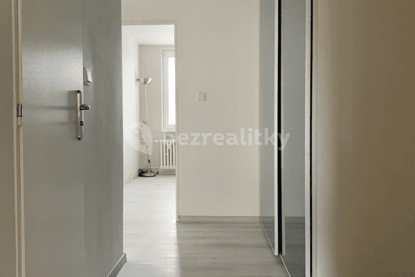 1 bedroom with open-plan kitchen flat to rent, 43 m², Ježovská, Hlavní město Praha 1 bedroom with open-plan kitchen flat to rent, 43 m², Ježovská, Hlavní město Praha