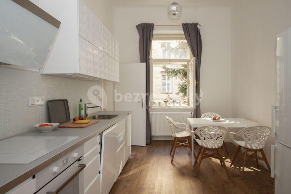 2 bedroom flat to rent, 60 m², Petřínská, Prague, Prague