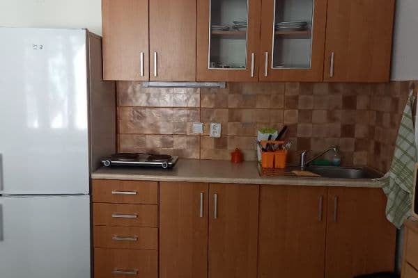 Studio flat to rent, 38 m², Do Klecánek, Klecany Studio flat to rent, 38 m², Do Klecánek, Klecany