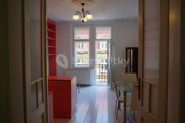 1 bedroom with open-plan kitchen flat to rent, 53 m², Slovinská, Praha 1 bedroom with open-plan kitchen flat to rent, 53 m², Slovinská, Praha
