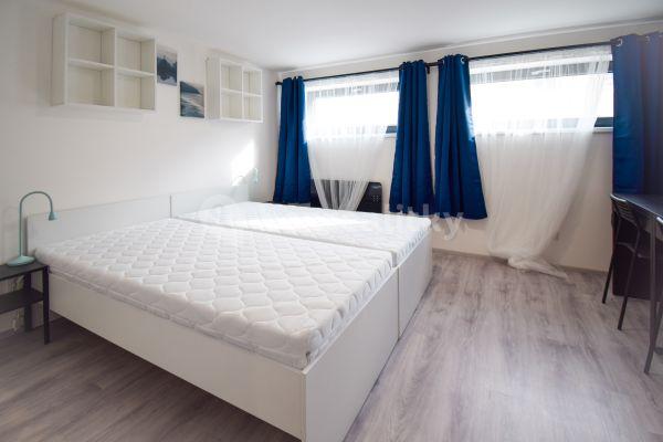 2 bedroom flat to rent, 40 m², Hybešova, Brno, Jihomoravský Region