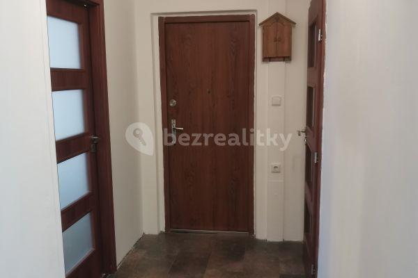 2 bedroom with open-plan kitchen flat for sale, 55 m², Litevská, Kladno