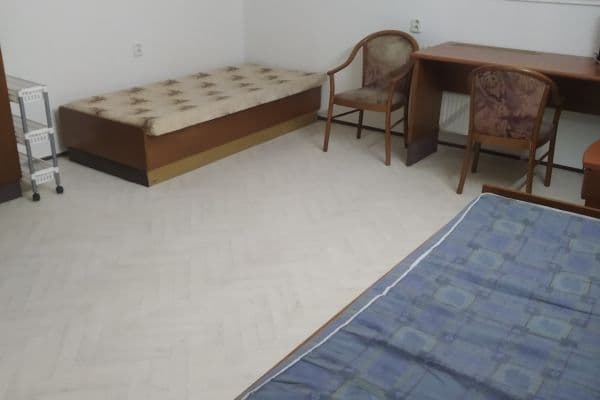 Small studio flat to rent, 35 m², Bělohorská, Praha Small studio flat to rent, 35 m², Bělohorská, Praha