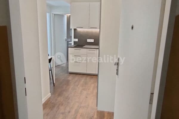 2 bedroom flat to rent, 38 m², Koněvova, Praha 2 bedroom flat to rent, 38 m², Koněvova, Praha