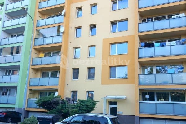 Small studio flat to rent, 25 m², Fryčovická, Praha Small studio flat to rent, 25 m², Fryčovická, Praha