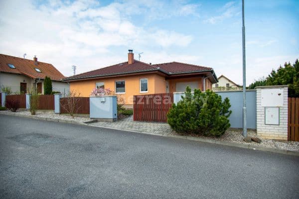 house for sale, 136 m², Rymaně, Mníšek pod Brdy