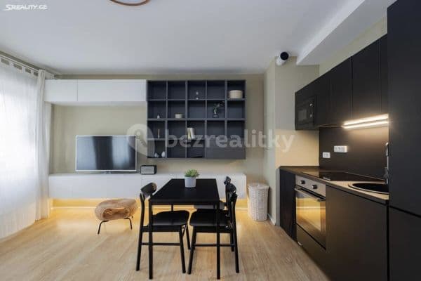 Small studio flat to rent, 27 m², V Závětří, Praha Small studio flat to rent, 27 m², V Závětří, Praha