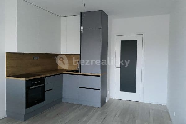 Studio flat to rent, 33 m², Střední, Brno Studio flat to rent, 33 m², Střední, Brno