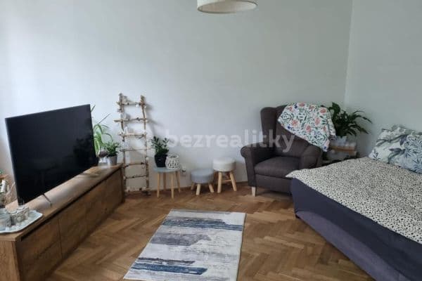 1 bedroom flat to rent, 38 m², Gagarinova, Karlovy Vary