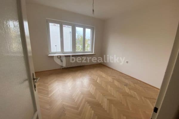 2 bedroom with open-plan kitchen flat for sale, 66 m², Mládeže, Hlavní město Praha