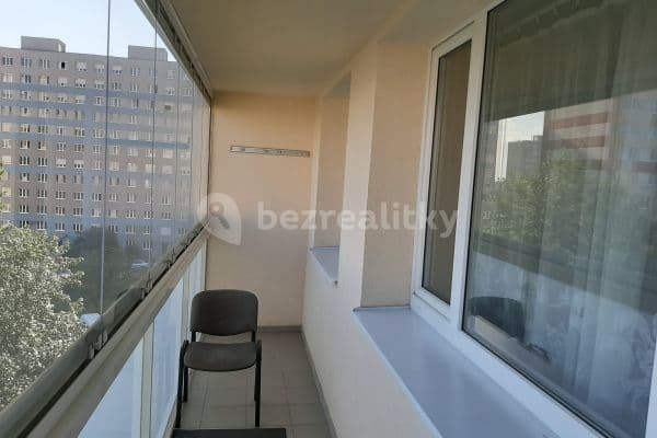 3 bedroom flat to rent, 92 m², Španielova, Hlavní město Praha 3 bedroom flat to rent, 92 m², Španielova, Hlavní město Praha