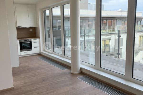Studio flat to rent, 51 m², Dělnická, Praha Studio flat to rent, 51 m², Dělnická, Praha