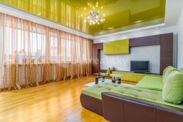 4 bedroom flat for sale, 112 m², Kazašská, 