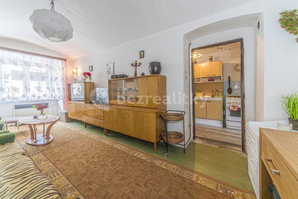 3 bedroom with open-plan kitchen flat for sale, 106 m², Kolínská, 