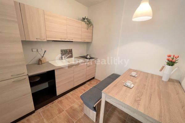 1 bedroom with open-plan kitchen flat for sale, 46 m², 