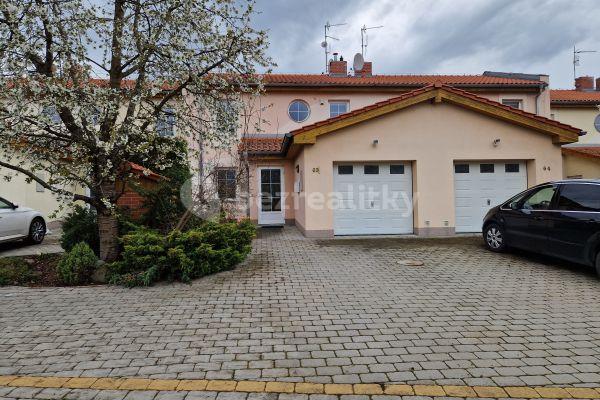 house to rent, 125 m², Na Stádlech, Chomutovice