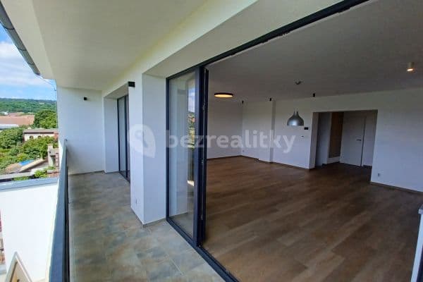 2 bedroom with open-plan kitchen flat to rent, 85 m², Veverské Knínice 2 bedroom with open-plan kitchen flat to rent, 85 m², Veverské Knínice